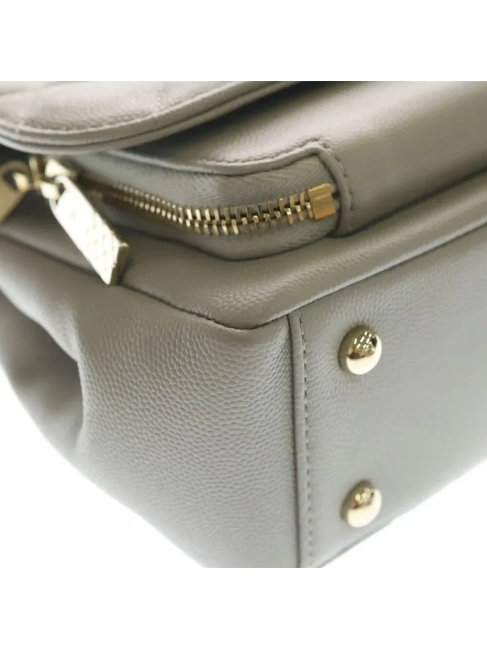 Chanel Quilted CC Logo Affinity 2-Way Chain Shoulder Bag Gray Jucavia Skin Gold